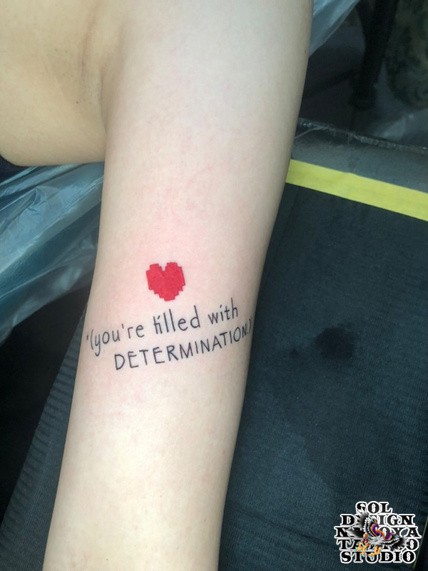 名古屋　タトゥー　女性